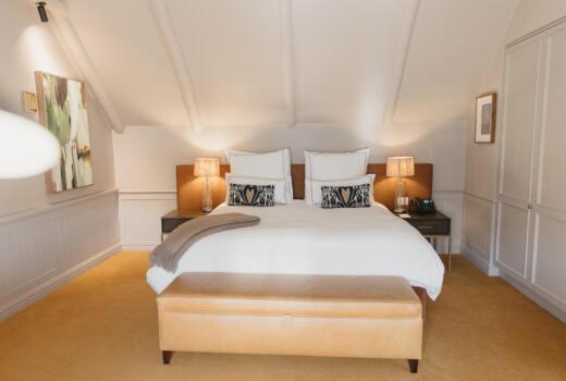 loft_room.1