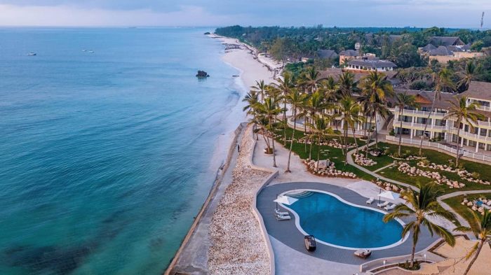 Cedarberg Travel | Hemingways Watamu