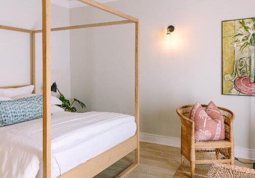 Middle_Room